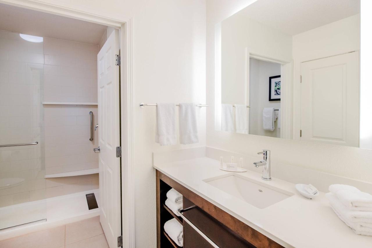 Residence Inn By Marriott Jacksonville Butler Boulevard Zewnętrze zdjęcie