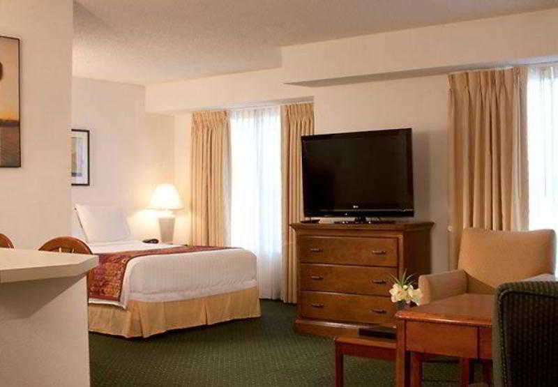 Residence Inn By Marriott Jacksonville Butler Boulevard Zewnętrze zdjęcie